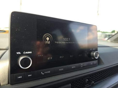 Used 2024 Honda CR-V Sport image 19