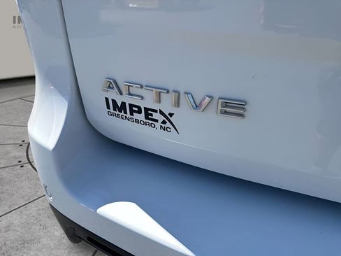 Used 2025 Ford Expedition Active AWD/4WD image 36