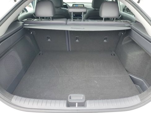 Used 2020 Hyundai Ioniq Limited image 8