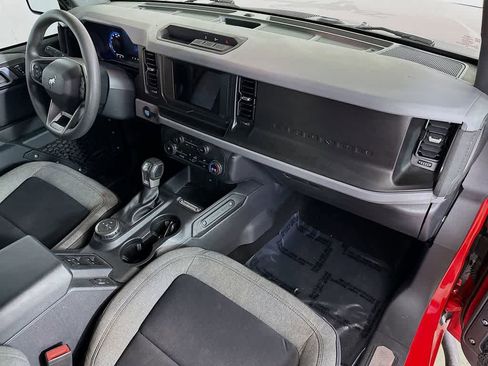 Used 2023 Ford Bronco 4-Door AWD/4WD image 30