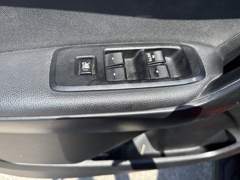 Used 2022 Ford Ranger XLT w/ Equipment Group 301A Mid RWD image 11