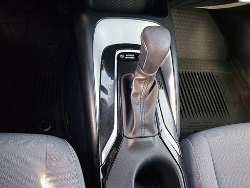 Used 2025 Toyota Corolla SE image 15