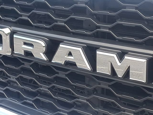 Certified 2024 RAM 2500 Tradesman w/ Chrome Appearance Group AWD/4WD image 31