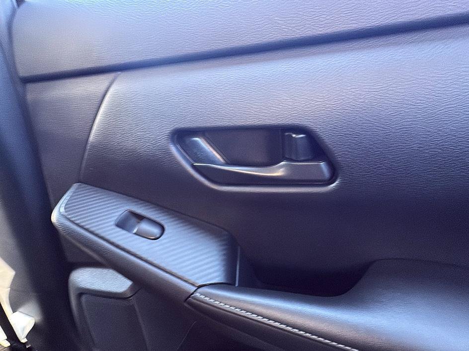 Certified 2025 Nissan Sentra SV FWD image 21