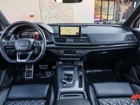 Used 2020 Audi SQ5 Premium Plus w/ Premium Plus Package image 6