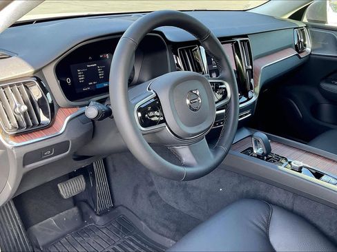 New 2026 Volvo V60 B5 Cross Country Plus w/ Climate Package image 8