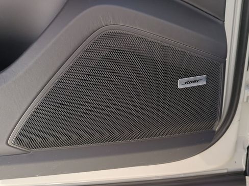 Used 2026 Porsche Cayenne image 15