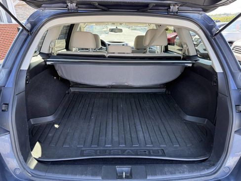 Used 2014 Subaru Outback 2.5i Premium w/ Popular Package #3 AWD/4WD image 16