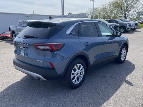 Used 2023 Ford Escape Active image 3