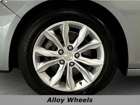 Used 2024 Chevrolet Malibu LT FWD image 31