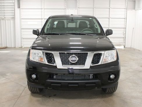 Used 2017 Nissan Frontier SV w/ SV Value Truck Package image 3