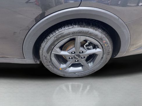 Used 2025 Kia K4 FWD image 21