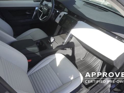 Used 2025 Land Rover Discovery Sport S image 22