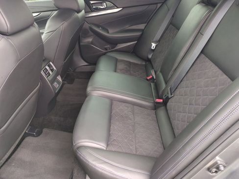 Used 2018 Nissan Maxima SR w/ Midnight Edition image 19