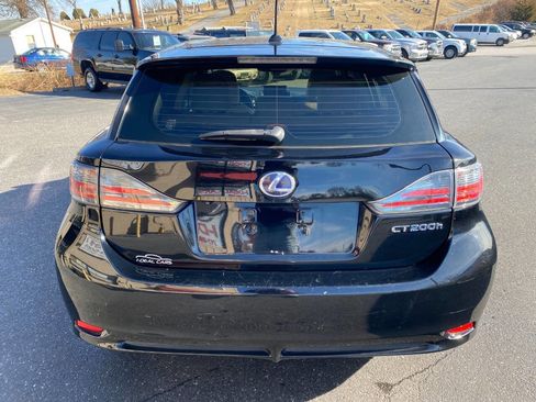 Used 2013 Lexus CT 200h w/ Premium Pkg w/Navigation image 4