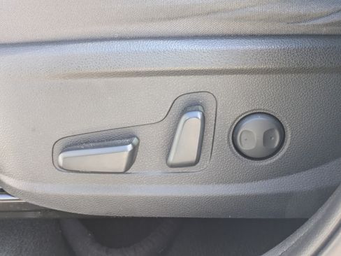 Used 2022 Hyundai Santa Fe SEL w/ Convenience Package FWD image 19