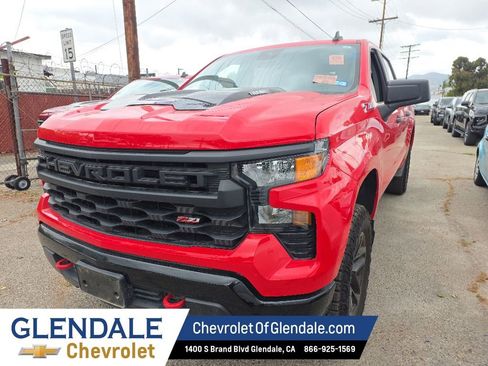 Used 2025 Chevrolet Silverado 1500 Custom Trail Boss w/ LPO, Dark Essentials Package AWD/4WD image 1