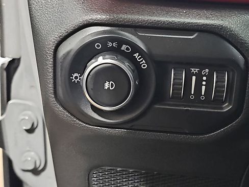 Used 2021 Jeep Wrangler Unlimited Rubicon image 26