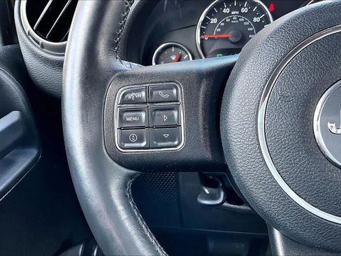 Used 2016 Jeep Wrangler Sport w/ Connectivity Group AWD/4WD image 24