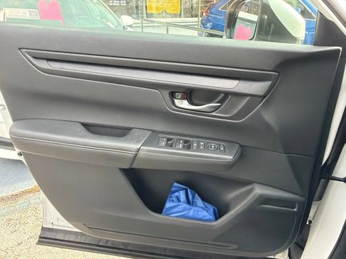 Used 2024 Honda CR-V EX image 6