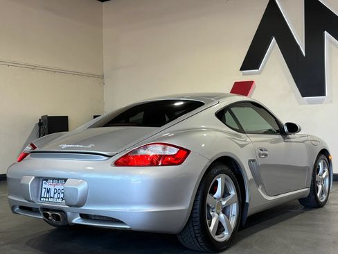 Used 2008 Porsche Cayman S Sport RWD image 4