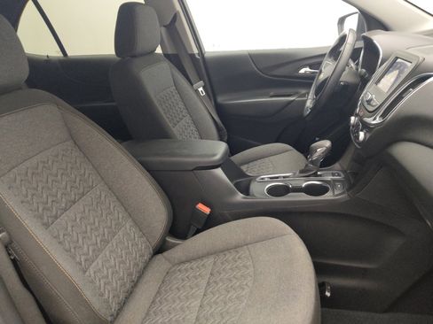 Used 2024 Chevrolet Equinox LT image 21