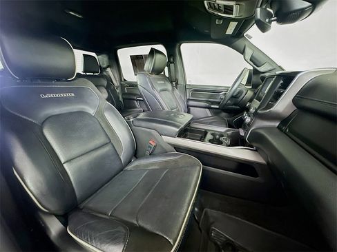 Used 2022 RAM 1500 Laramie w/ Sport Appearance Package image 12