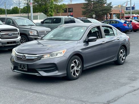 Used 2016 Honda Accord LX image 8