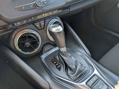 Certified 2023 Chevrolet Camaro LT image 22