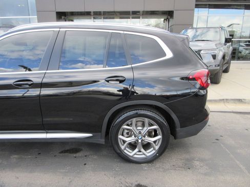 Used 2024 BMW X3 xDrive30i w/ Premium Package image 4