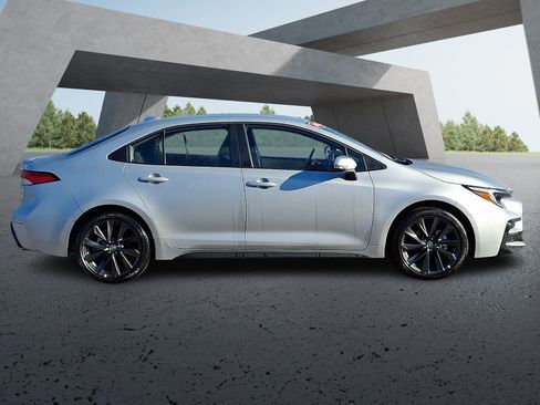 Certified 2026 Toyota Corolla SE image 7