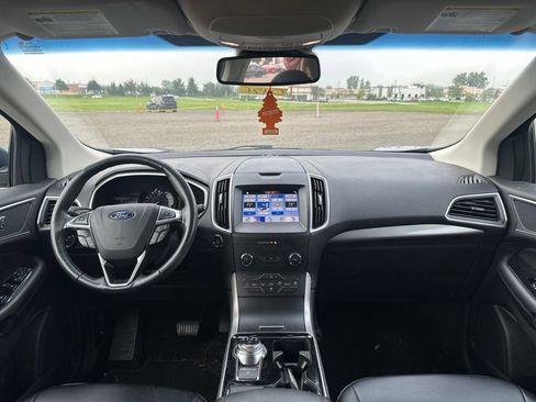 Used 2019 Ford Edge SEL w/ Equipment Group 201A FWD image 18