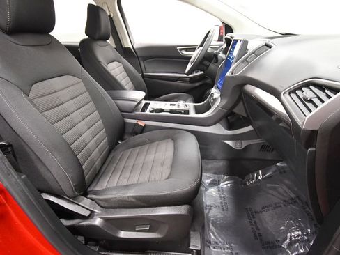 Used 2024 Ford Edge SEL w/ Convenience Package image 18