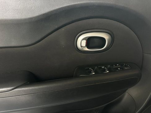 Used 2018 Kia Soul image 10