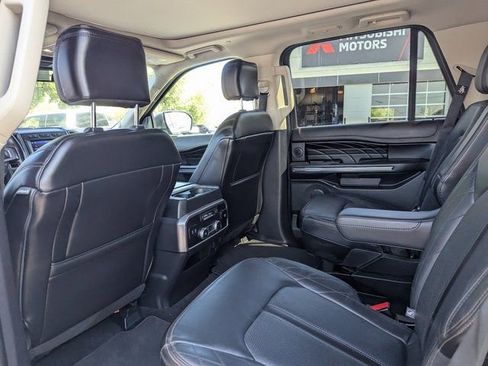 Used 2020 Ford Expedition Platinum image 30