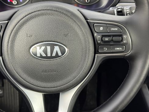 Used 2016 Kia Optima LX image 19