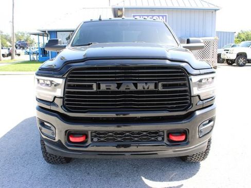 Used 2019 RAM 2500 Big Horn w/ Black Appearance Package AWD/4WD image 2