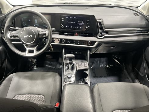 Used 2024 Kia Sportage LX AWD/4WD image 20