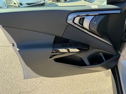 New 2026 BMW X3 xDrive30 w/ Premium Package image 18