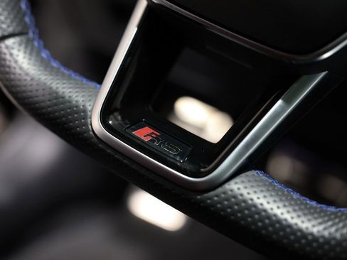 Used 2022 Audi RS 7 Sportback image 25