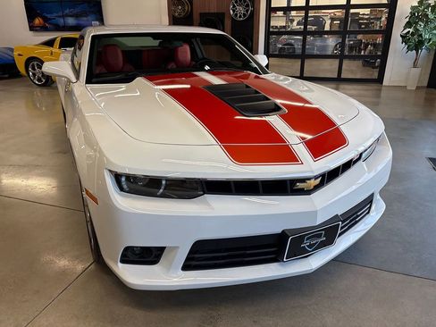 Used 2015 Chevrolet Camaro SS w/ RS Package image 21