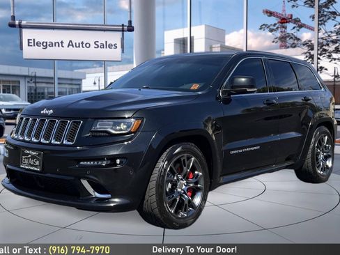 Used 2015 Jeep Grand Cherokee SRT w/ Luxury Group II AWD/4WD image 9