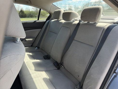 Used 2013 Honda Civic LX image 18