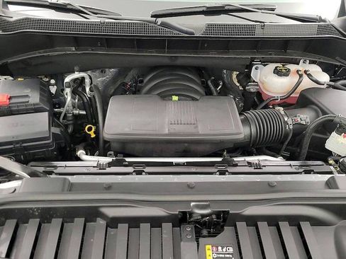Used 2025 Chevrolet Silverado 1500 LT AWD/4WD image 14