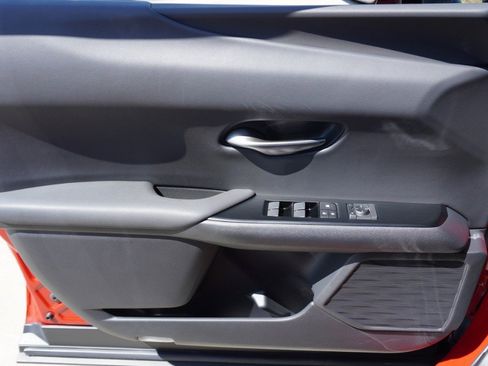 Used 2019 Lexus UX 200 F Sport image 23