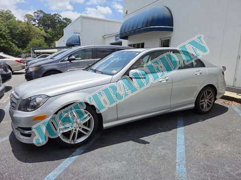 Used 2012 Mercedes-Benz C 300 4MATIC Sedan image 1