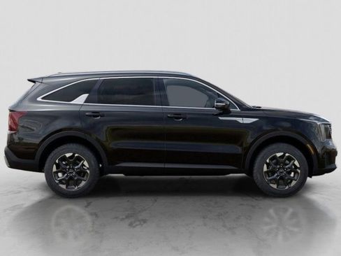 Used 2025 Kia Sorento S AWD/4WD image 7