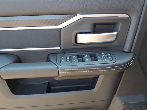 New 2026 RAM 2500 Big Horn AWD/4WD image 5