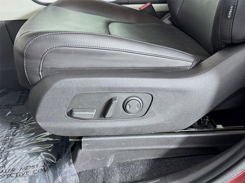 Certified 2024 Kia Carnival EX FWD image 20