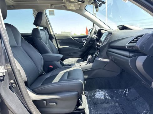 Used 2023 Subaru Forester Touring image 39